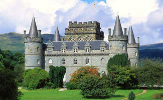 A Tour of Ancient Castles, Dramatic Glencoe, Loch Ness and St Andrews.